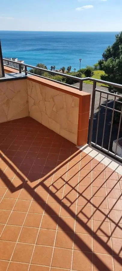 Casavacanzacquazzurra Villa Letojanni 0*,